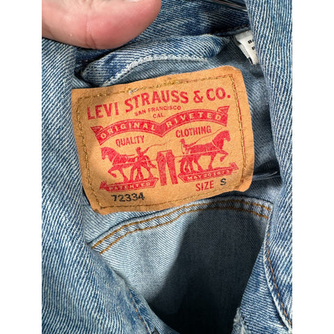 "Retail" Vintage Levi's 72334 Light Wash Denim Trucker Jacket Blue Size Small