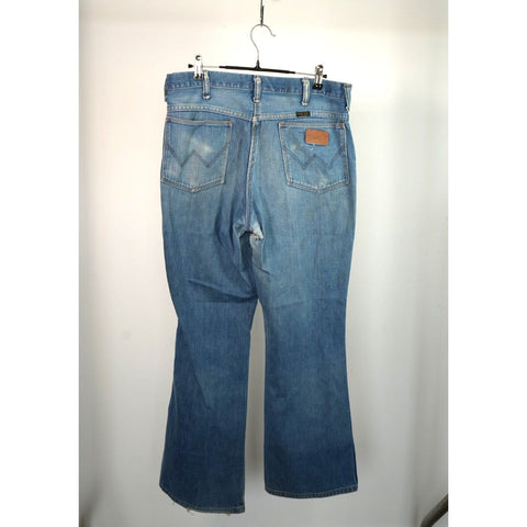 "Retail" Vintage Wrangler Medium Wash Bell Bottom Denim Jeans Blue 32x28.5