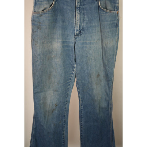 "Retail" Vintage Wrangler Medium Wash Bell Bottom Denim Jeans Blue 32x28.5
