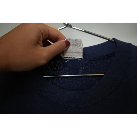 "Retail" Vintage Pooh Winnie The Pooh Embroidered Crewneck Pullover Sweatshirt Navy Blue