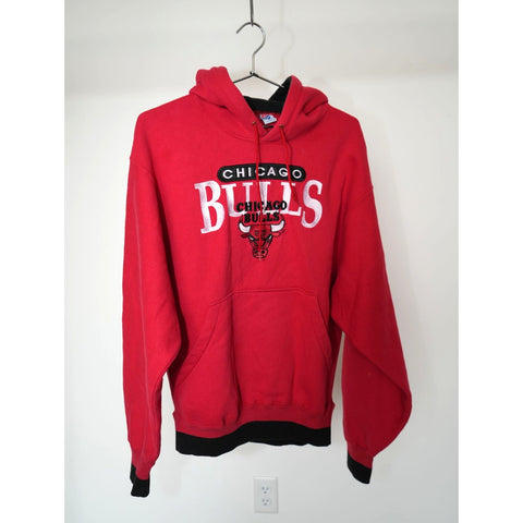 "Retail" Vintage 90s The Game Chicago Bulls Embroidered Pullover Hoodie Red Large