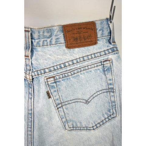 "Retail" Vintage Levi's 900 Series High Waist Tapered Fit Light Wash Denim Jeans 31x27.5