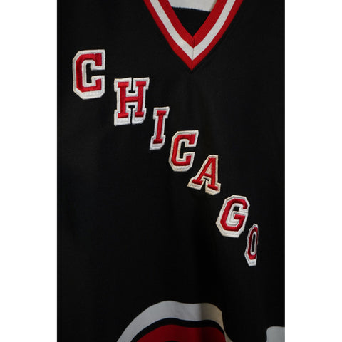 "Retail" VTG Underground Gear Chicago Blackhawks V-Neck Ice Hockey Jersey Large Men's